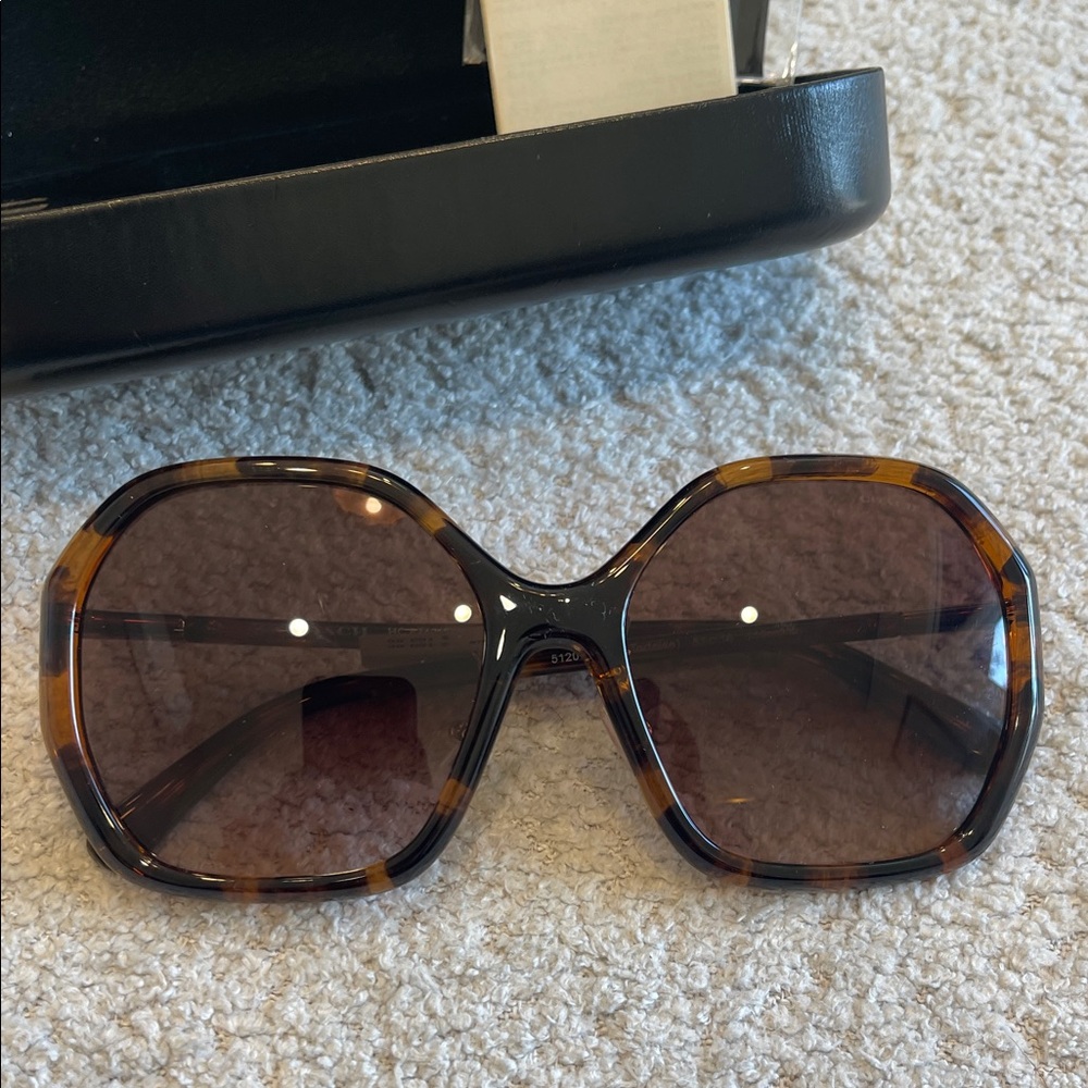 NWT Gorgeous Coach Sunglasses - Picture 2 of 5